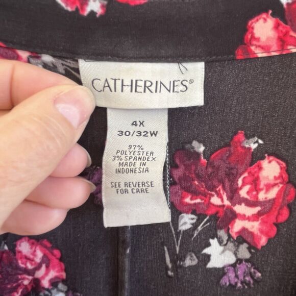 Catherines Womens Dark Floral Top Size 4X 30/34W 3/4 Roll Tab Sleeve Roses - Picture 8 of 10
